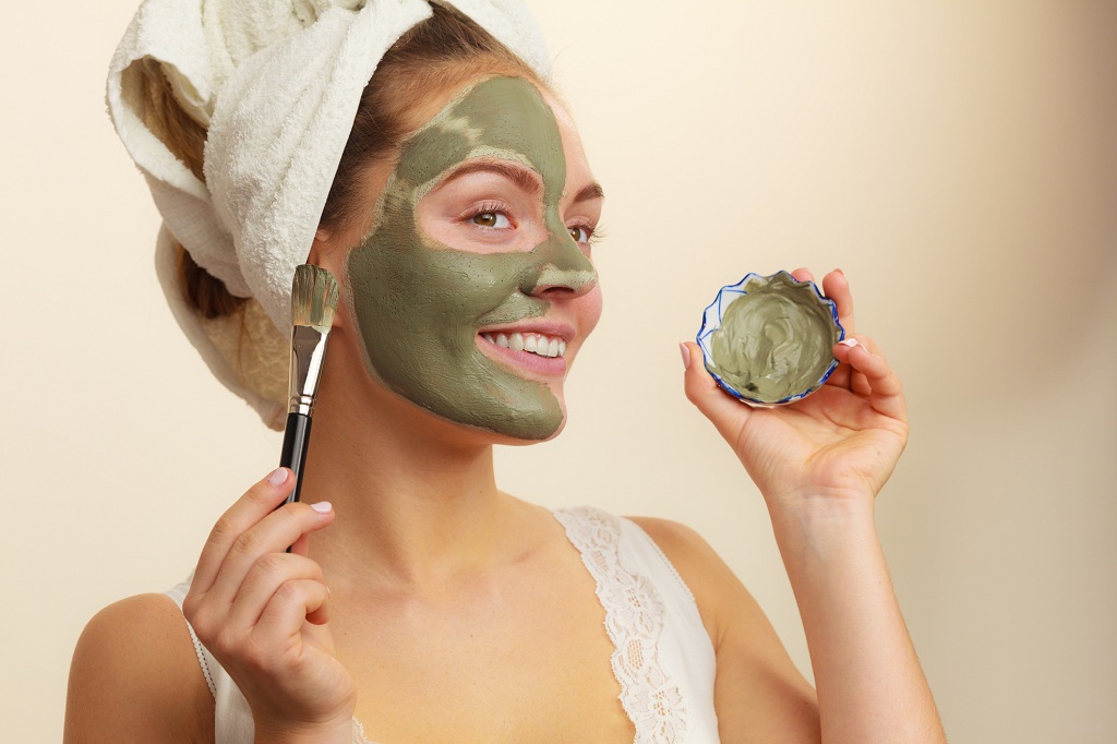 Skin Care Benefits of Applying Clay Mask